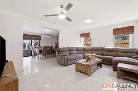 Property photo of 1/5 Zelman Close Watanobbi NSW 2259