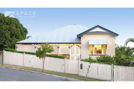 74 Munro St, Auchenflower, QLD 4066