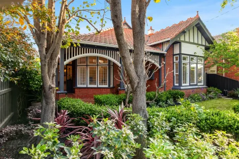 67 Milton St, Elwood, VIC 3184