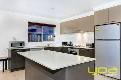 Property photo of 10 Dianella Court Brookfield VIC 3338