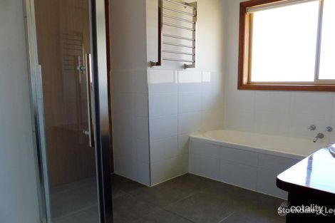 Property photo of 1/24 Carmell Drive Warrnambool VIC 3280
