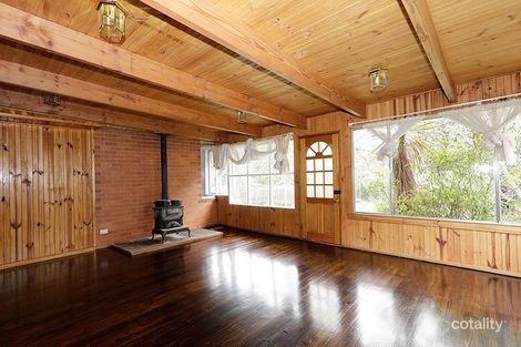 Property photo of 515 Ferntree Gully Road Glen Waverley VIC 3150