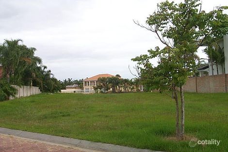 5 Chantilly Cl, Benowa, QLD 4217