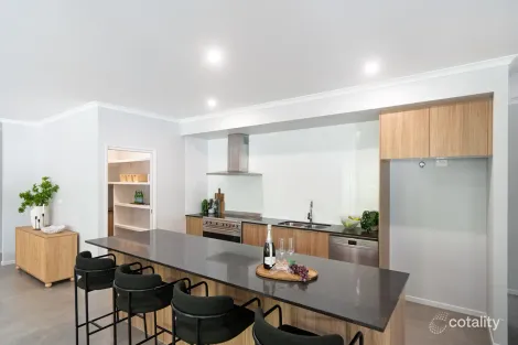 Property photo of 35 Seaside Parade Palm Cove QLD 4879