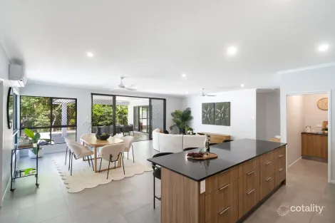 Property photo of 35 Seaside Parade Palm Cove QLD 4879