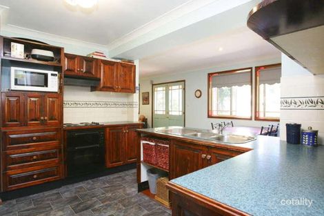 Property photo of 22 Sunny Waters Road Kincumber NSW 2251