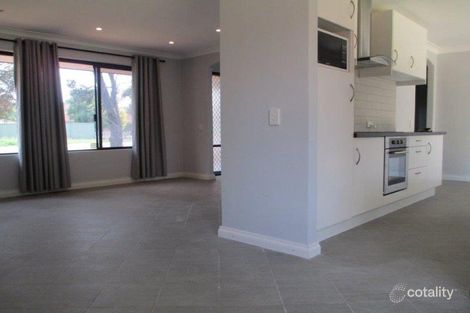 Property photo of 43 Landers Road Lesmurdie WA 6076