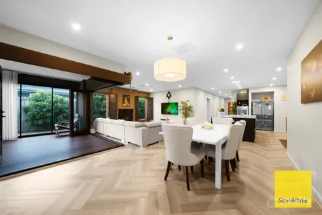 Property photo of 47 Carpentaria Crescent Point Cook VIC 3030