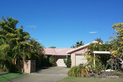 137 Amarina Ave, Mooloolaba, QLD 4557