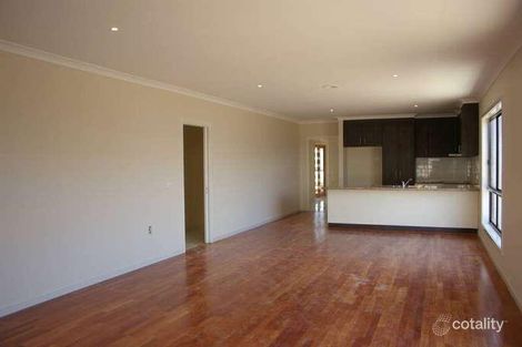 Property photo of 24 Wylie Circuit Burnside Heights VIC 3023