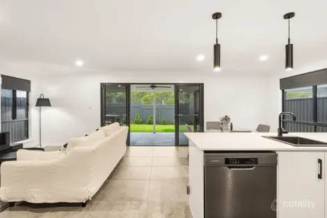 Property photo of 22 Moon Circuit Karawatha QLD 4117