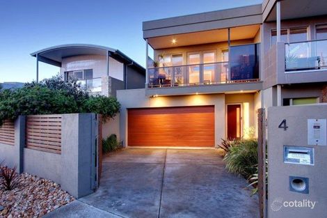 4 Strachans Rd, Mornington, VIC 3931