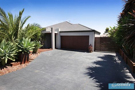 Property photo of 26 Pro Hart Way Caroline Springs VIC 3023