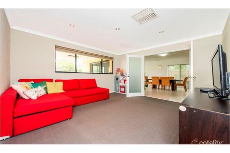 Property photo of 14A Steyning Way Westminster WA 6061