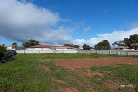 54 Kloeden St, Ceduna, SA 5690