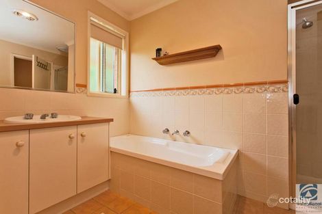 Property photo of 31 Ambrose Crescent West Wodonga VIC 3690