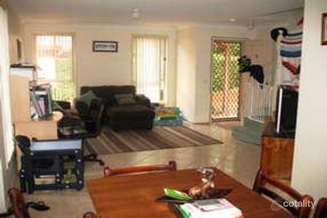 Property photo of 2/33-35 Keren Avenue Berkeley Vale NSW 2261