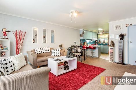 9/2-4 Charles St, Pakenham, VIC 3810
