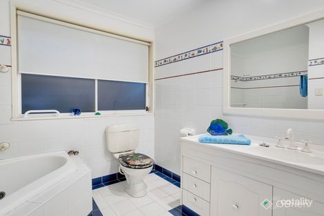 Property photo of 28 Alexander Crescent Frankston VIC 3199