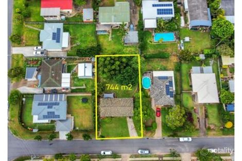 Property photo of 15 Trochus Street Mansfield QLD 4122