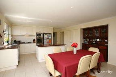 Property photo of 3 Glade Court Cranbourne VIC 3977