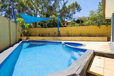 Property photo of 4 Mura Close Greensborough VIC 3088