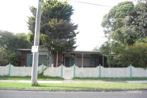 Property photo of 23 Silvertop Crescent Frankston North VIC 3200