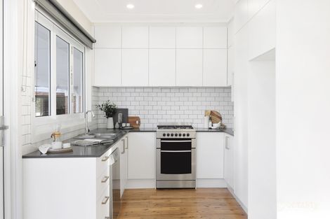 Property photo of 7 Wonson Avenue Coniston NSW 2500