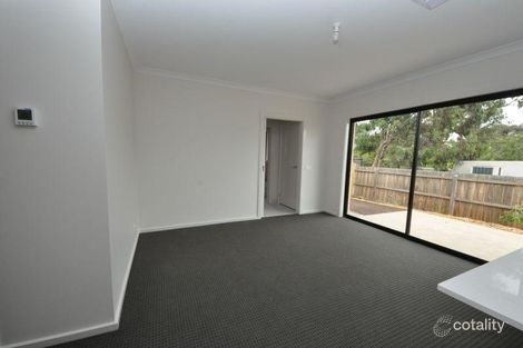 Property photo of 5 White Flats Terrace Croydon VIC 3136