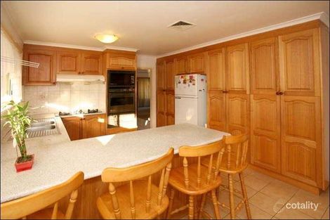 Property photo of 3 Medina Road Glen Waverley VIC 3150