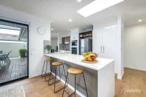 Property photo of 7 Magellan Avenue Hollywell QLD 4216