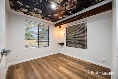 89 Lagoon Dr, Yanchep, WA 6035
