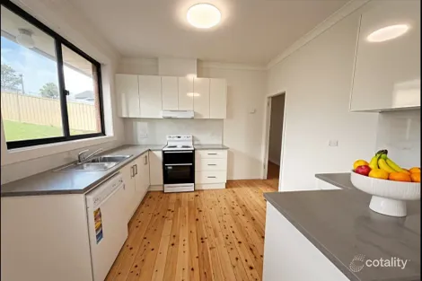 Property photo of 61 Murray Park Road Figtree NSW 2525