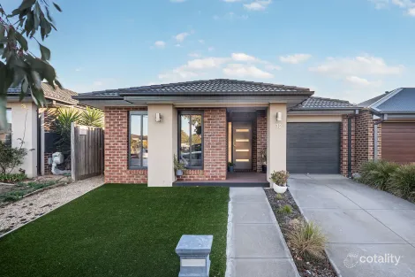 Property photo of 32 Rathdowne Drive Mickleham VIC 3064