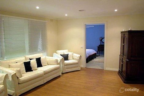 Property photo of 7 Amaroo Drive Chelsea Heights VIC 3196