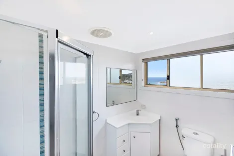 Property photo of 13/15 Barnhill Road Terrigal NSW 2260