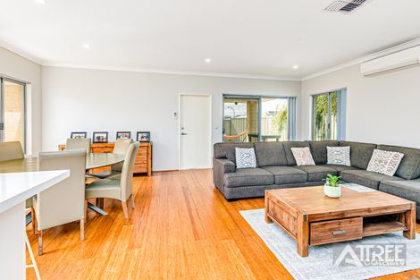 Property photo of 11 Oriel Lane Piara Waters WA 6112