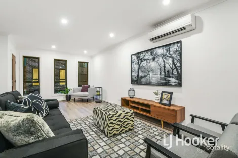 Property photo of 2/74 Herbert Street Dandenong VIC 3175