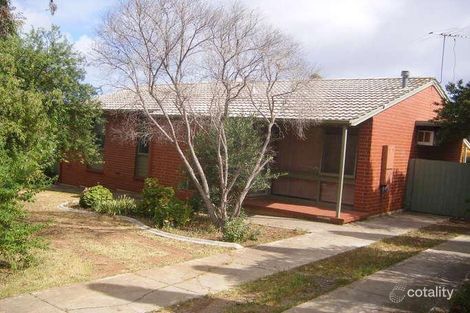 63 Orana Dr, Morphett Vale, SA 5162