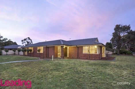 4 Muirfield Dr, Sunbury, VIC 3429