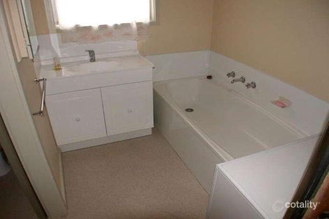 Property photo of 4 Anzac Court Dartmoor VIC 3304