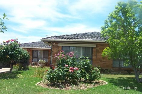 15 Dwyer Dr, Young, NSW 2594