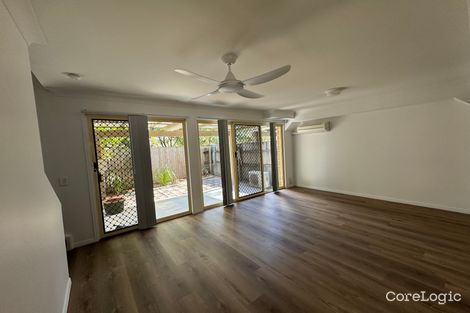 Property photo of 2/18 Discovery Drive Helensvale QLD 4212