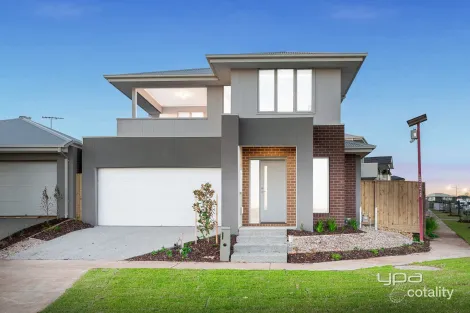 Property photo of 2 Newfoundland Circuit Bonnie Brook VIC 3335