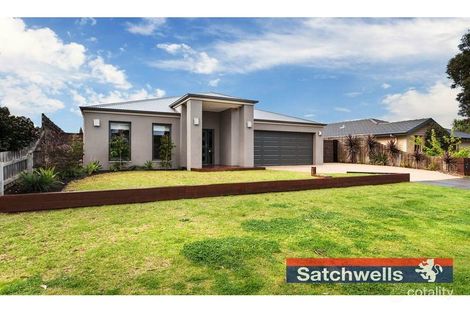 11 Kuan Yin Pl, Hastings, VIC 3915