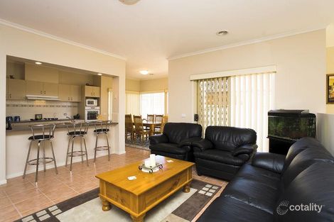 Property photo of 28 Knightsbridge Drive Tarneit VIC 3029