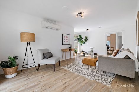 Property photo of 1 Carroll Crescent Mill Park VIC 3082