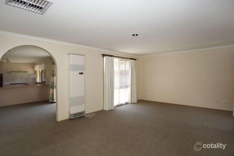 Property photo of 44 Willslie Crescent Berwick VIC 3806