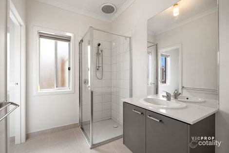 Property photo of 13 Portrait Street Mambourin VIC 3024