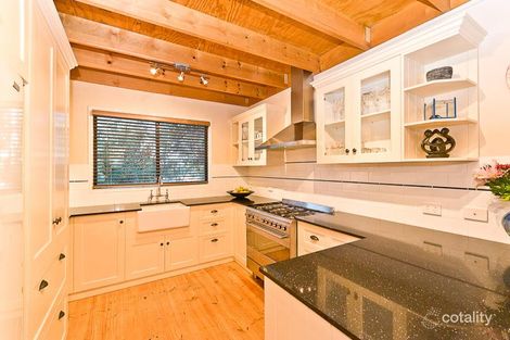 Property photo of 1 Trentham Place Samford Village QLD 4520